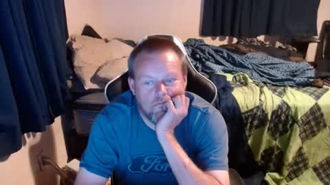 pecker40 online show from 12.04.24