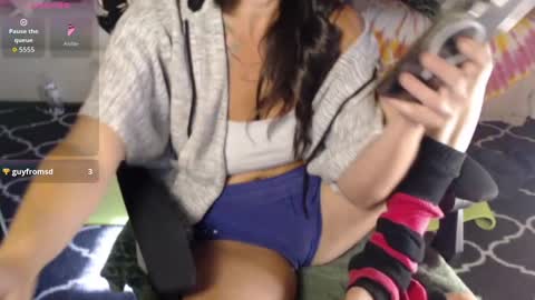 NEXT CHILL SESH  1130 930pm -ish PEEK online show from 09.22.25