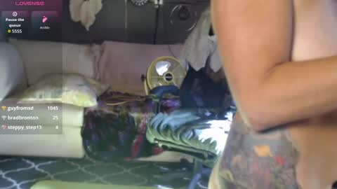 NEXT CHILL SESH  1130 930pm -ish PEEK online show from 10.01.25