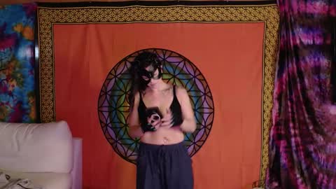 NEXT CHILL SESH  1130 930pm -ish PEEK online show from 01.06.26