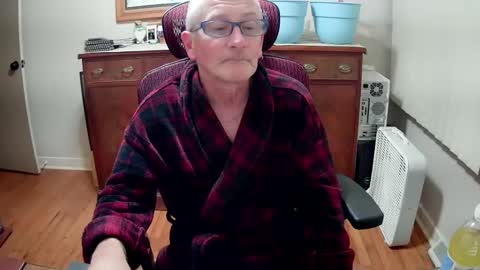 Snapshot of peepingmale chatting on 12.08.24 peepingmale online show from 12.08.24