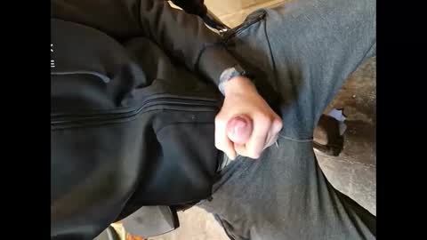 Snapshot of pelnutrauks chatting on 02.27.25 pelnutrauks online show from 02.27.25