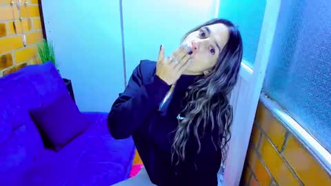 Penelope online show from 02.15.25