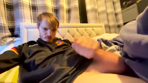 Penguin online show from 02.13.26