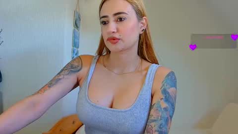 Hi Im Penelope  better vibrations  1111 online show from 03.21.26