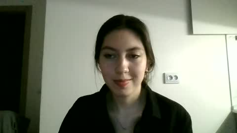 Snapshot of peony_a chatting on 06.18.26 peony a online show from 06.18.26