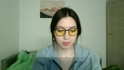 Snapshot of peony_a chatting on 06.20.26 peony a online show from 06.20.26