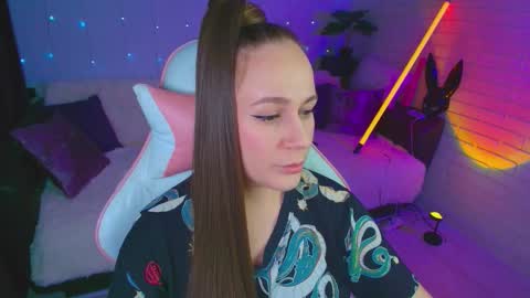 Dia  online show from 11.12.25