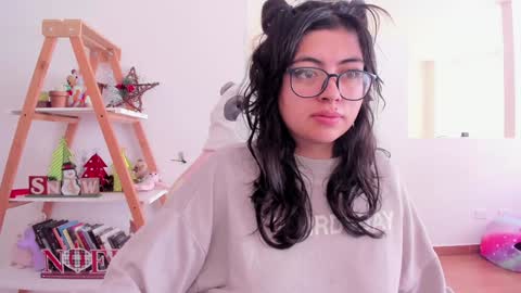 Sarah Ana Banana online show from 01.11.25