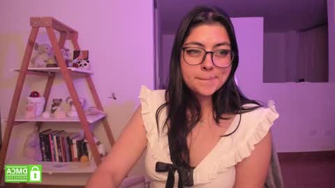 Sarah Ana Banana online show from 02.25.25