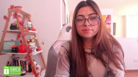 Sarah Ana Banana online show from 10.07.25