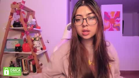 Sarah Ana Banana online show from 10.14.25