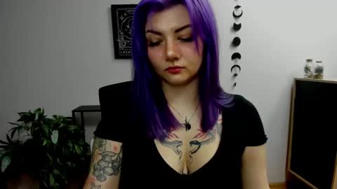 Gabbie online show from 12.12.24