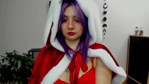 Gabbie online show from 12.23.24