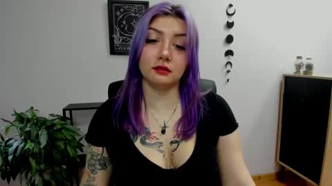 Gabbie online show from 12.29.24