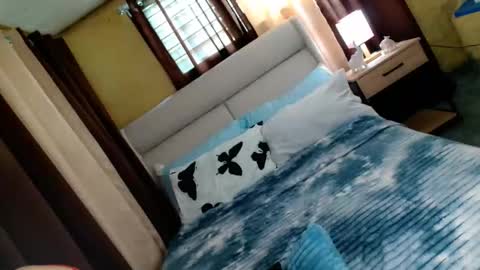 Sweet Gwen online show from 02.27.26