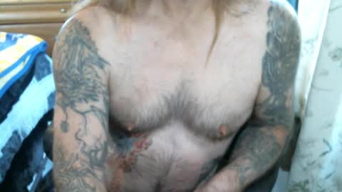 Snapshot of perkymalenipples chatting on 01.14.25 perkymalenipples online show from 01.14.25