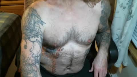 Snapshot of perkymalenipples chatting on 02.01.25 perkymalenipples online show from 02.01.25