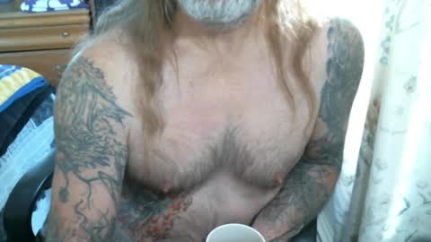 Snapshot of perkymalenipples chatting on 02.19.25 perkymalenipples online show from 02.19.25