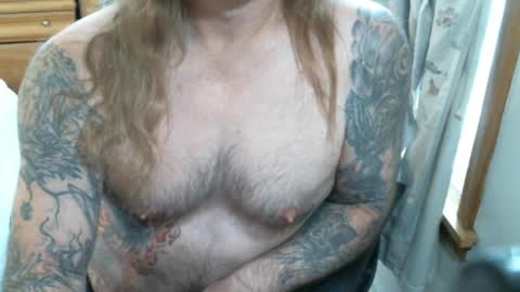 Snapshot of perkymalenipples chatting on 02.23.25 perkymalenipples online show from 02.23.25