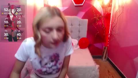 PERLA RED online show from 03.07.25