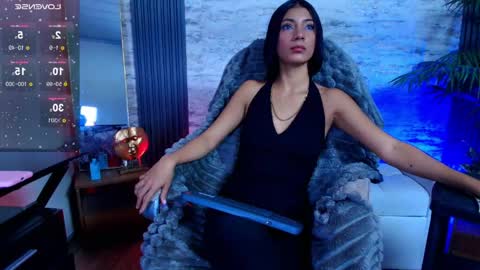 Snapshot of perlaa_moon_ chatting on 05.07.26 PERLA online show from 05.07.26