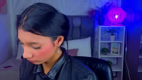 Snapshot of perlaa_moon_ chatting on 07.14.26 PERLA online show from 07.14.26