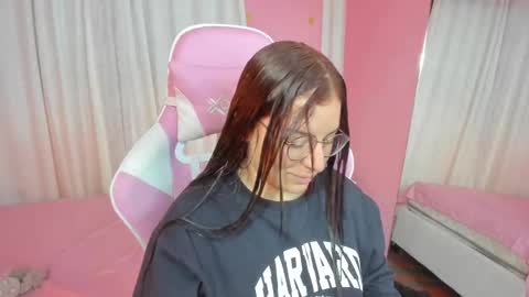 Marie online show from 11.15.25