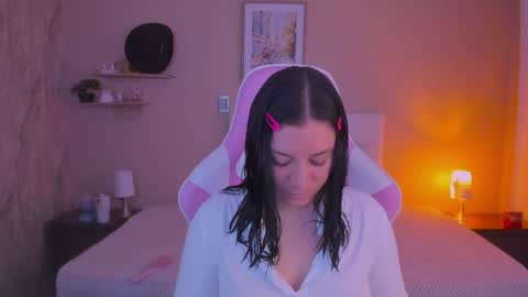 Marie online show from 04.20.26