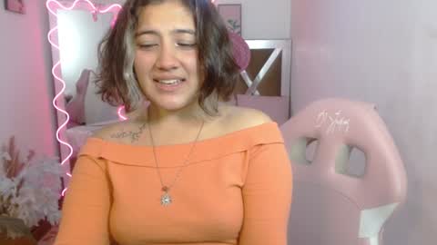 Snapshot of persefone_tay chatting on 02.08.25 Persefone online show from 02.08.25