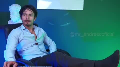 andres    online show from 12.12.24