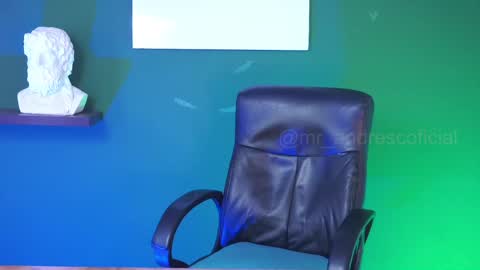 andres    online show from 12.17.24