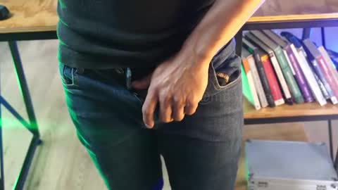 andres    online show from 02.17.25