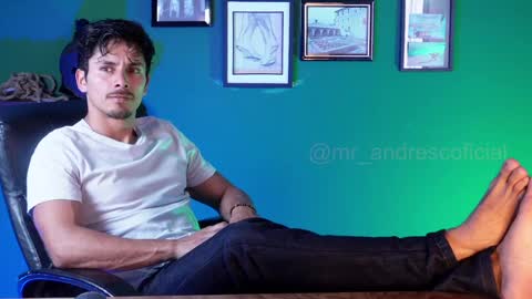 andres    online show from 10.02.25