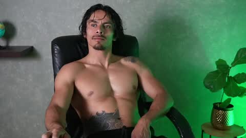 Snapshot of perseoo_88 chatting on 07.30.26 andres online show from 07.30.26