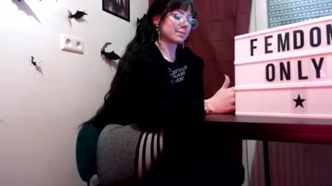 Persephone online show from 05.19.26