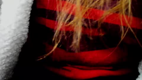 Snapshot of persinaky chatting on 12.16.24 horror flying on the wings of the night.... online show from 12.16.24