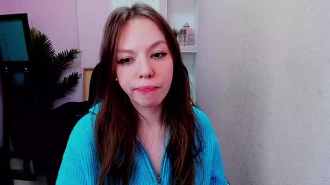 Snapshot of persinaky chatting on 02.08.25 horror flying on the wings of the night.... online show from 02.08.25