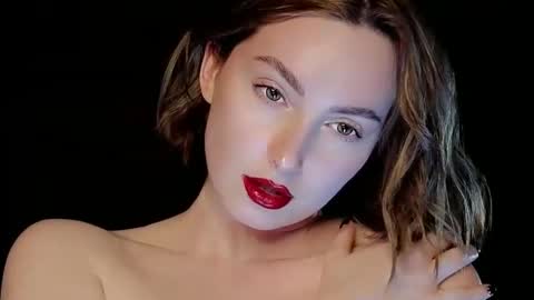 Snapshot of personal_devil chatting on 02.14.25 personal_devil online show from 02.14.25