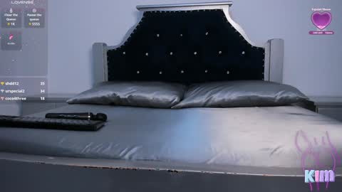 Snapshot of pervert_pantyhose chatting on 12.03.24 Kimberly online show from 12.03.24