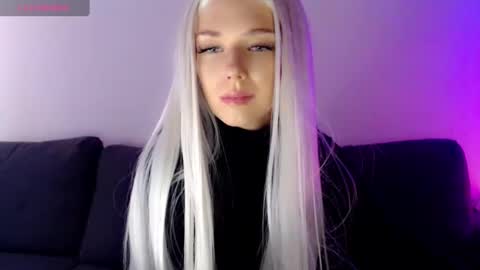 Isabella online show from 02.12.25