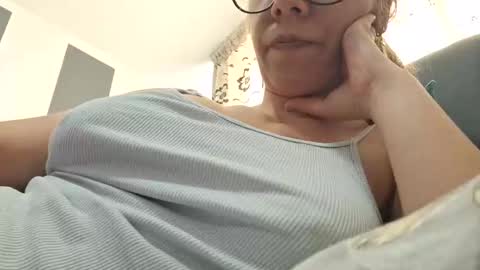 Lisa -  online show from 02.19.25