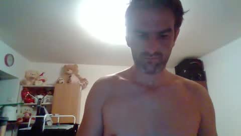 Snapshot of peshtic20 chatting on 10.20.25 peshtic20 online show from 10.20.25