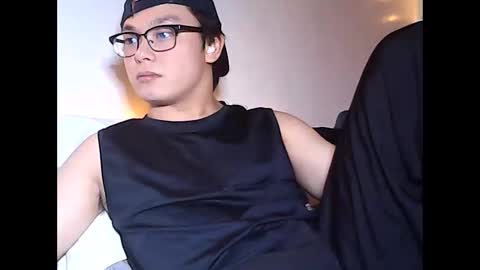 Snapshot of peter_p1999 chatting on 11.08.25 peter p online show from 11.08.25