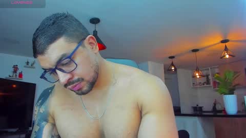 Snapshot of peterjack7 chatting on 03.12.25 Peter Jack online show from 03.12.25