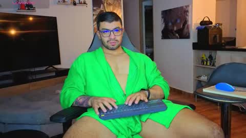 Snapshot of peterjack7 chatting on 11.12.25 Peter Jack online show from 11.12.25