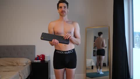 Snapshot of peterparkerrxox chatting on 01.06.25 Peter Parker online show from 01.06.25