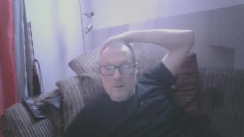 Snapshot of peterwilliamt chatting on 01.02.25 peterwilliamt online show from 01.02.25