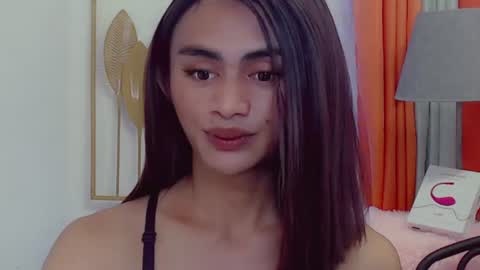 Snapshot of petite_barbie88 chatting on 06.15.26 petite_barbie88 online show from 06.15.26