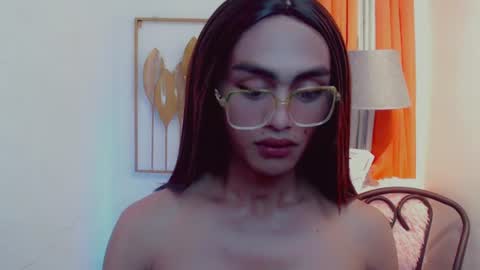 Snapshot of petite_barbie88 chatting on 06.18.26 petite_barbie88 online show from 06.18.26